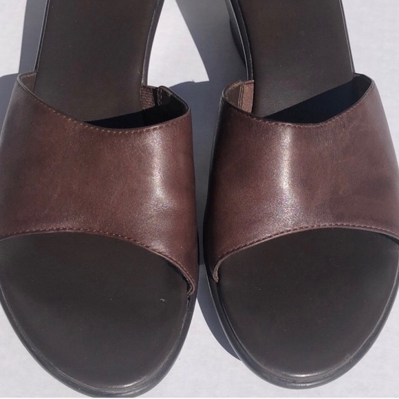 Nine West sandals - Picture 2 of 7